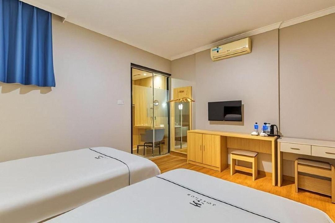 Qiqiaowu Hotel Beijing Daxing Airport Line Caoqiao Subway Station Branch エクステリア 写真
